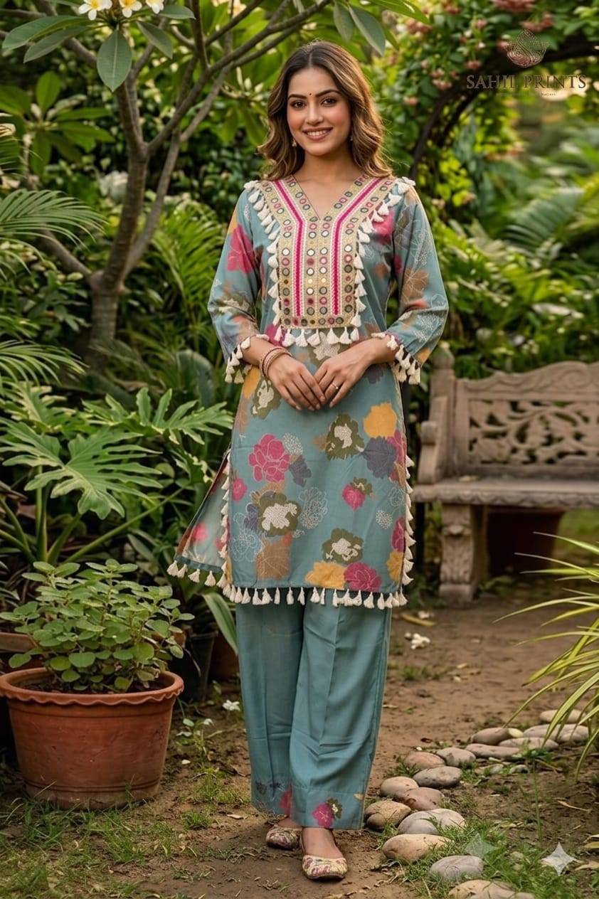1041 Series By Fashid Designer Ethnic Wear Collection Rayon Kurtis At Wholesale Price